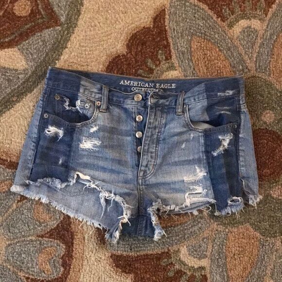 EUC AMERICAN EAGLE 8 VINTAGE HI RISE JEAN SHORT - Picture 6 of 11